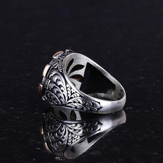 KAMBO Handmade 925 Sterling Silver Howling Wolf Head Ring for Men, Gothic Vintage Statement Jewelry, Unique Wild Wolf De