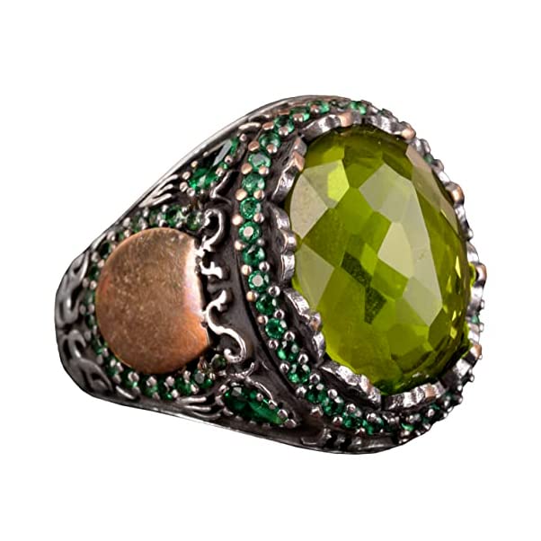 925 Sterling Silver Ring - Stylish Men's Ring with Peridot Stone