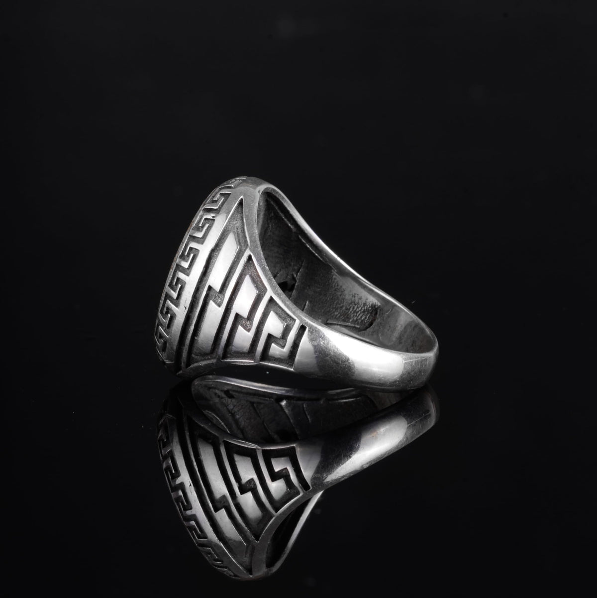 KAMBO Men's Natural Turquoise Stone Ring – 925 Sterling Silver Ring with Maze Side Designs – Handmade Minimalist Expression Jewelry — 7