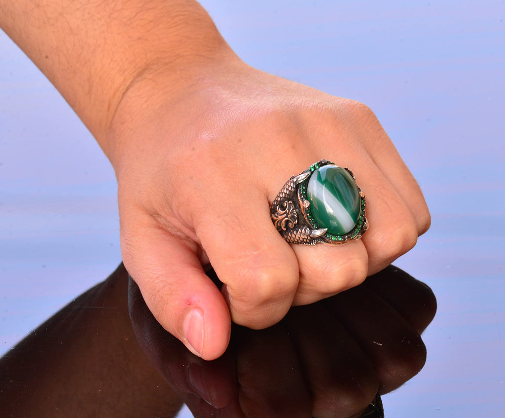 Handmade 925 Sterling Silver Men's Ring, Natural Green Agate Stone, Intricate Claw Design, Different Band Ring — 7