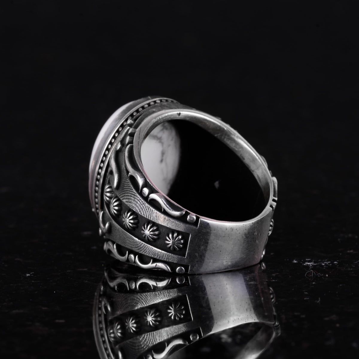 Natural Howlite Stone Silver Ring — 7