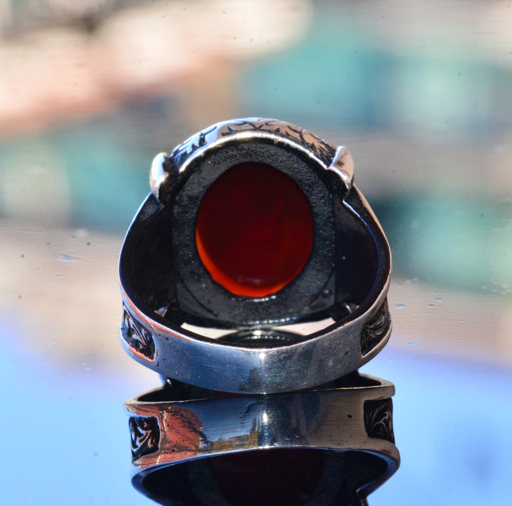 925 Sterling Silver Men's Ring with Created Agate Stone - Lion Symbol Design, Bold and Majestic