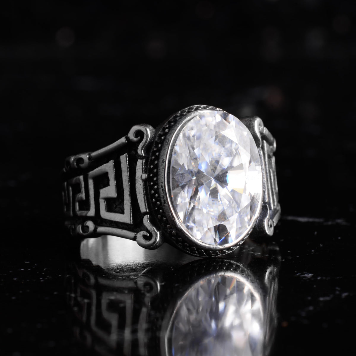 KAMBO Certified Moissanite Men's Ring 925 Sterling Silver – Oval Moissanite Stone Labyrinth Pattern Statement Ring — 5