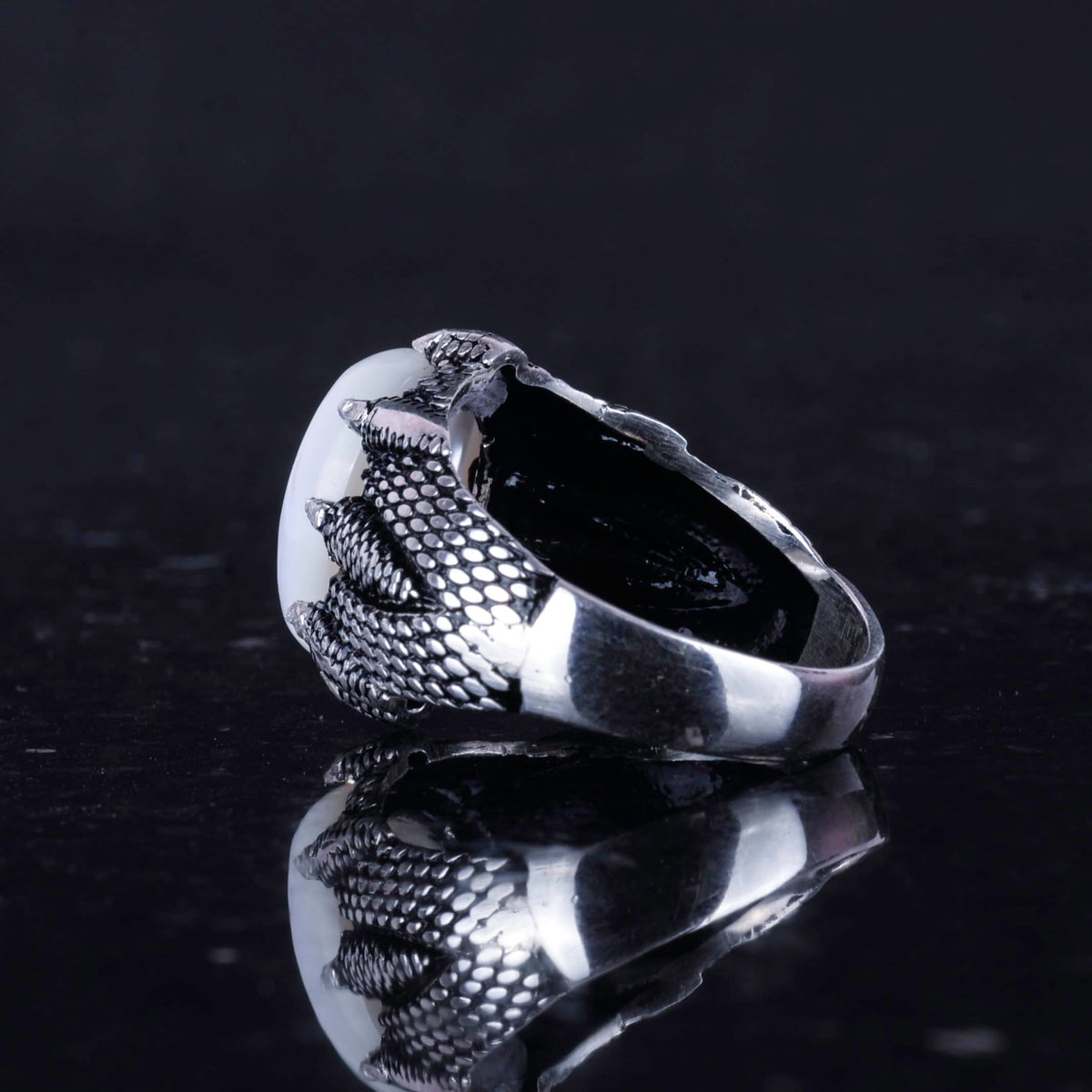 925 Sterling Silver Claw Ring with Natural Mother of Pearl Stone — 7