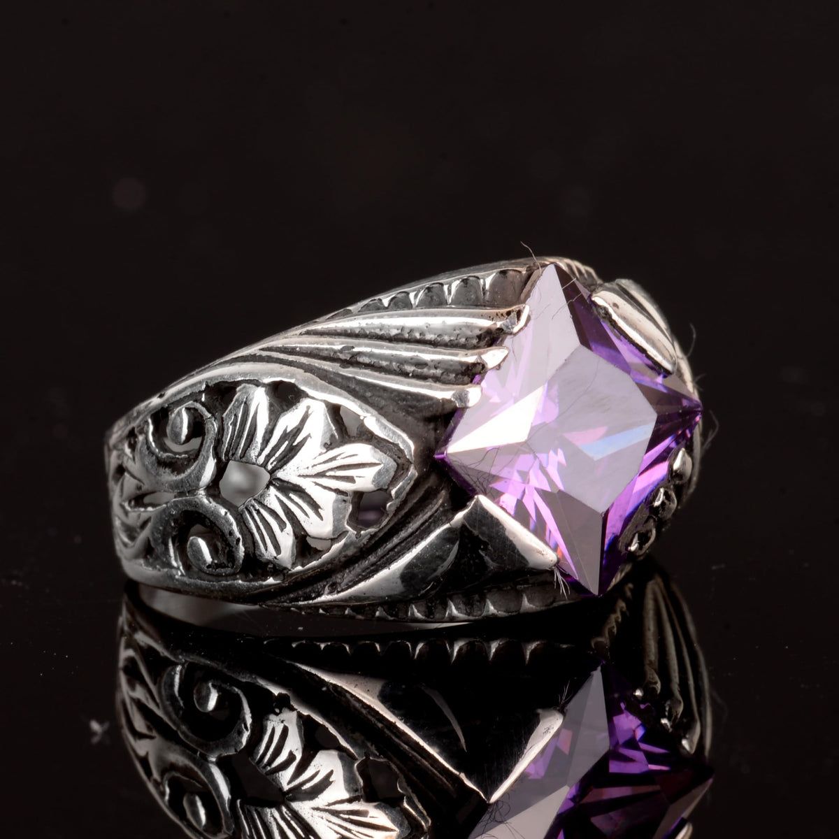 KAMBO Silver Men's Ring – Handmade Minimal Ring with Synthetic Amethyst Stone — 4