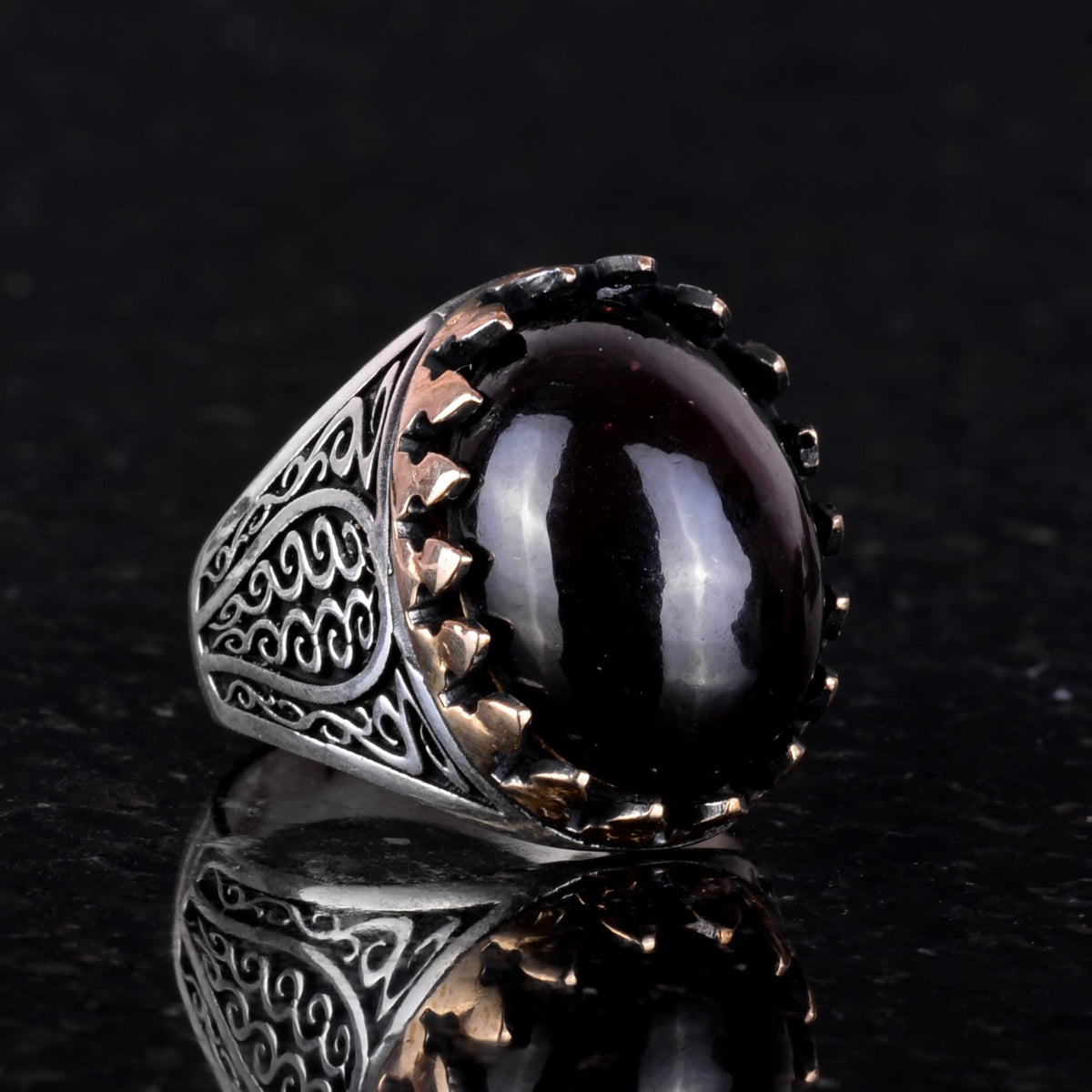 925 Sterling Silver Men's Ring - Cabochon Garnet Stone — 3