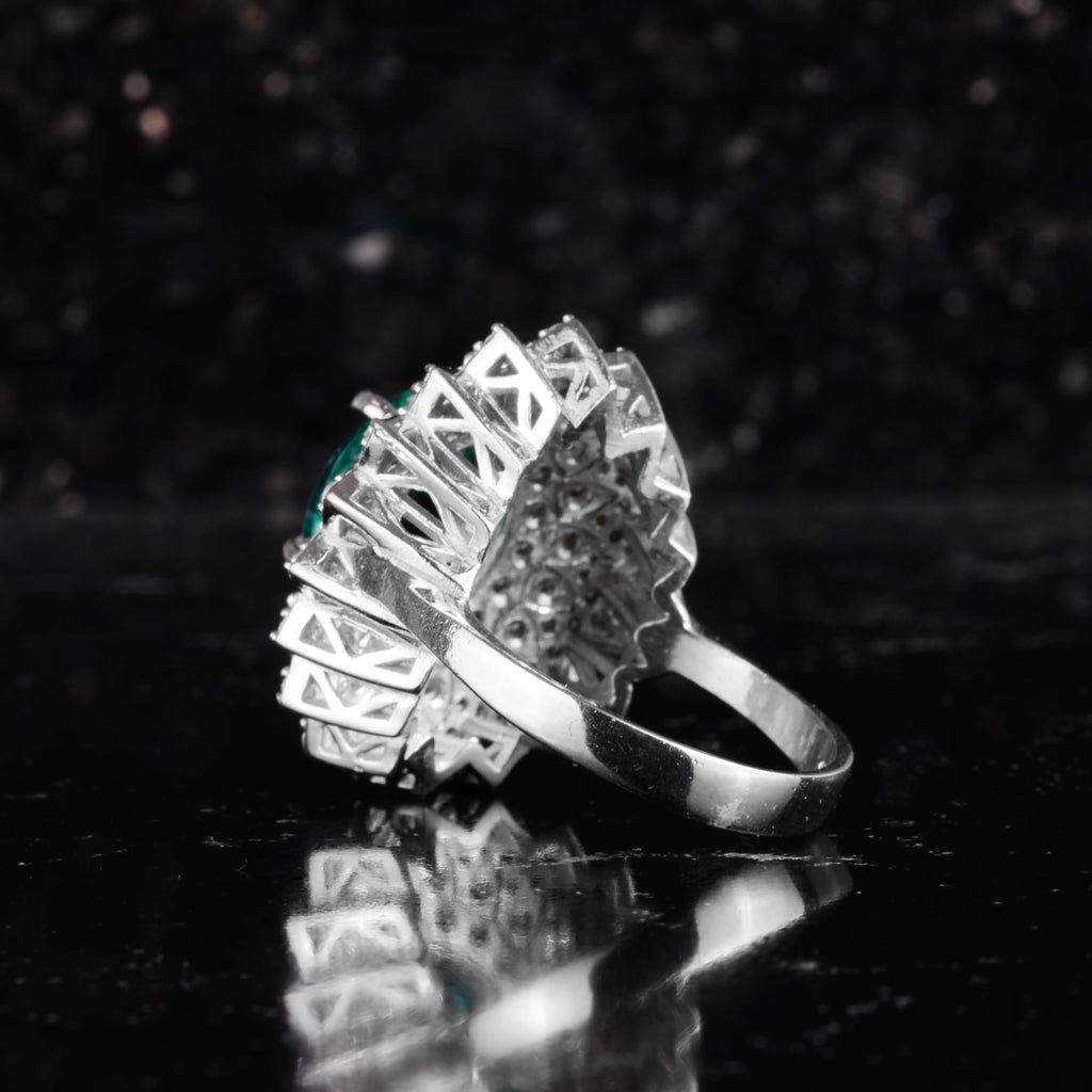 KAMBO Created Green Stone Women's Ring 925 Sterling Silver – Oval Halo Luxury Statement Ring for Women — 7