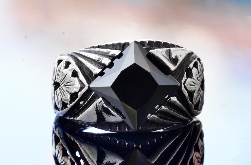 Handcrafted 925 Sterling Silver Men's Ring with Natural Obsidian Stone, Intricate Floral Design, Perfect for Scorpio, Unique Wedding Ring — 2