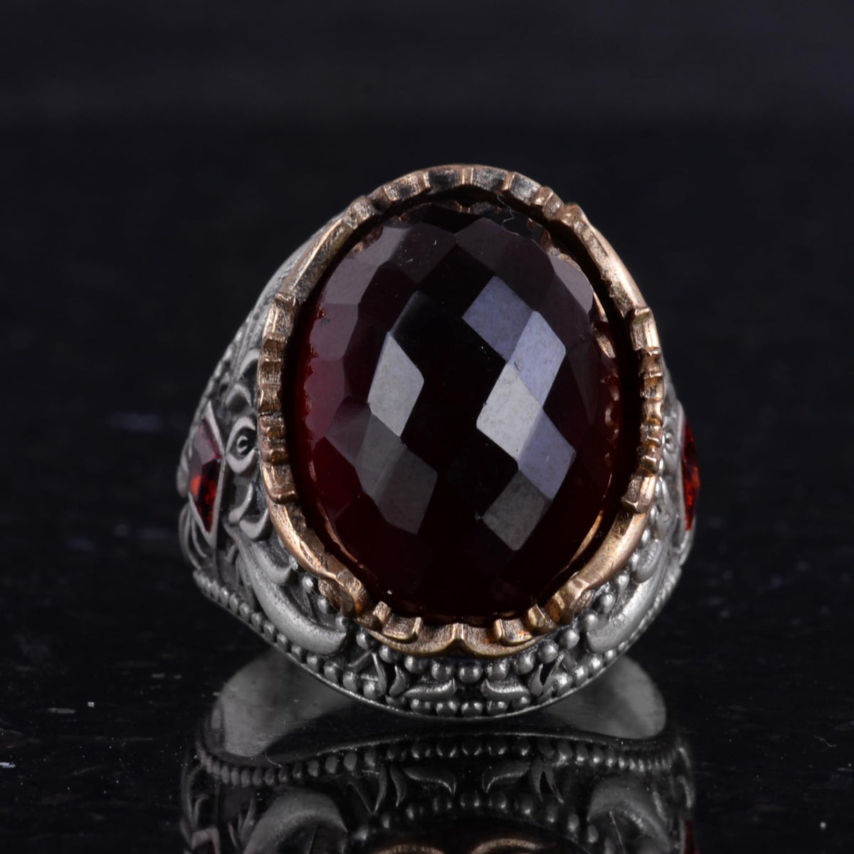 Natural Garnet Stone Handcrafted Ring - 925 Sterling Silver — 4