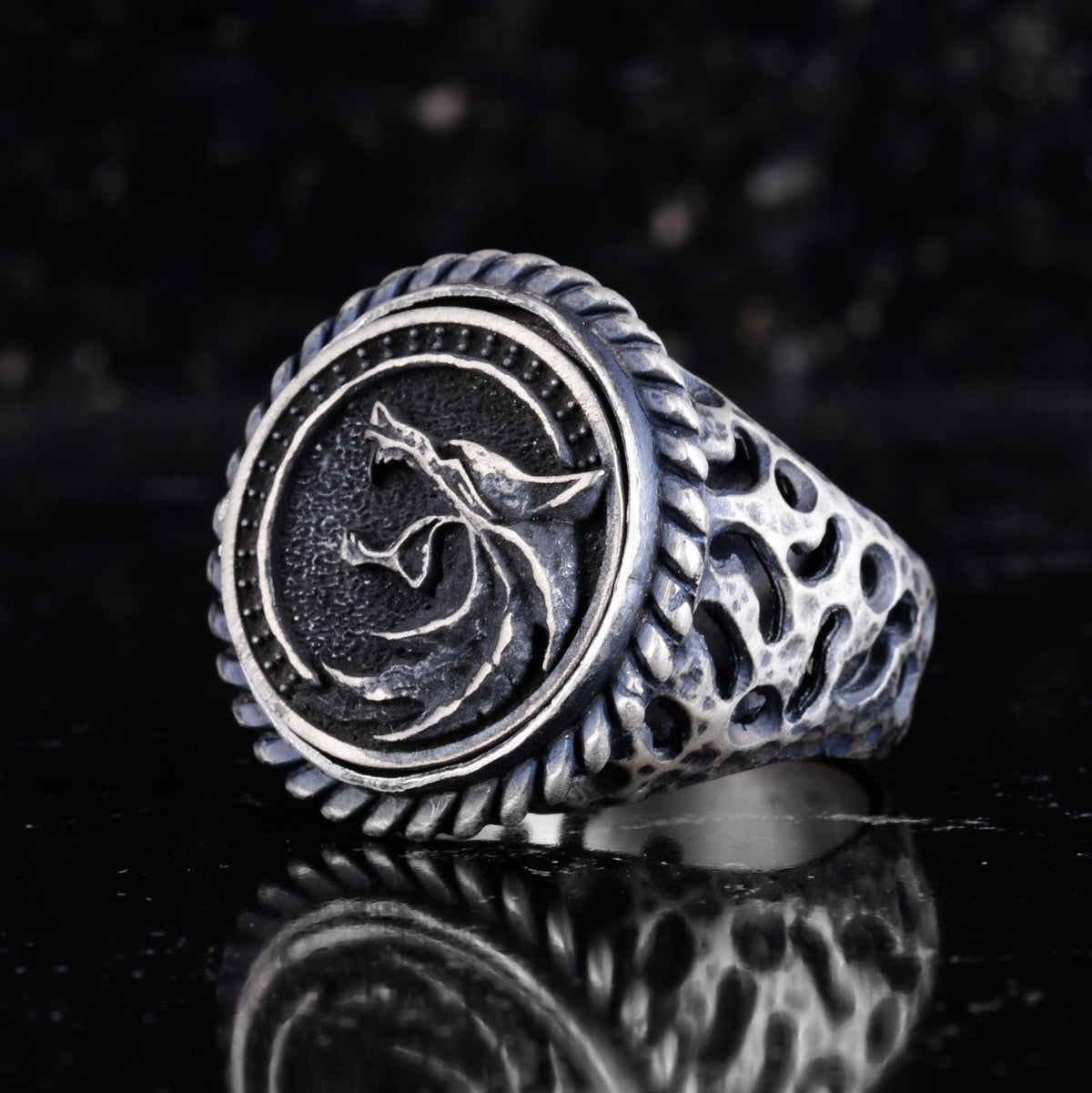 KAMBO Bronze Seal Round Men's Ring 925 Sterling Silver – Vintage Statement Ring (Wolf Head) — 5