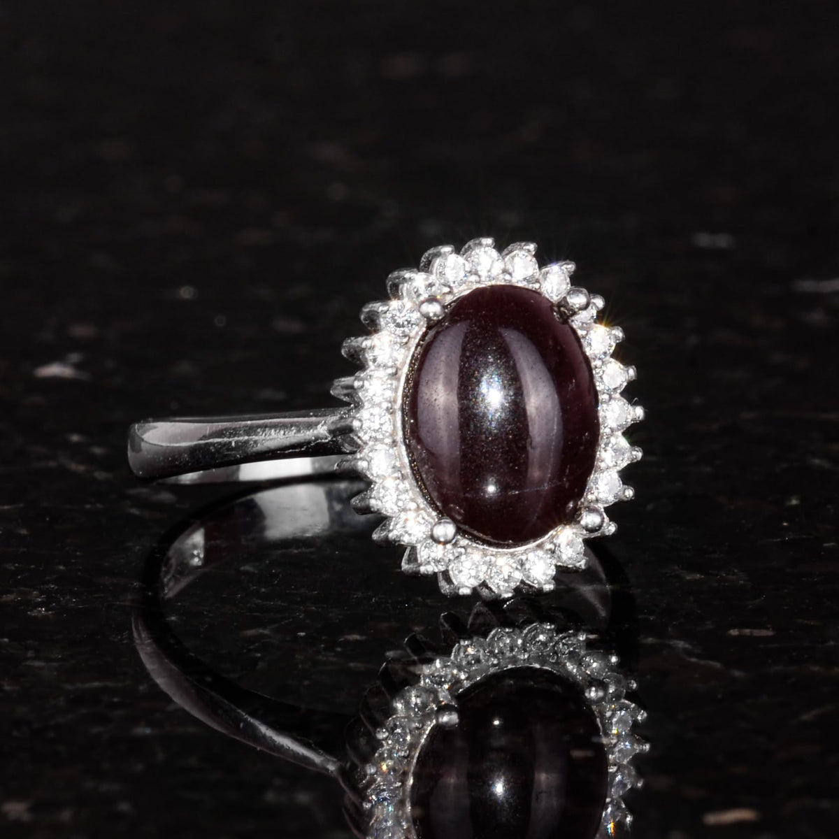 Silver Women's Ring - Natural Star Garnet — 6