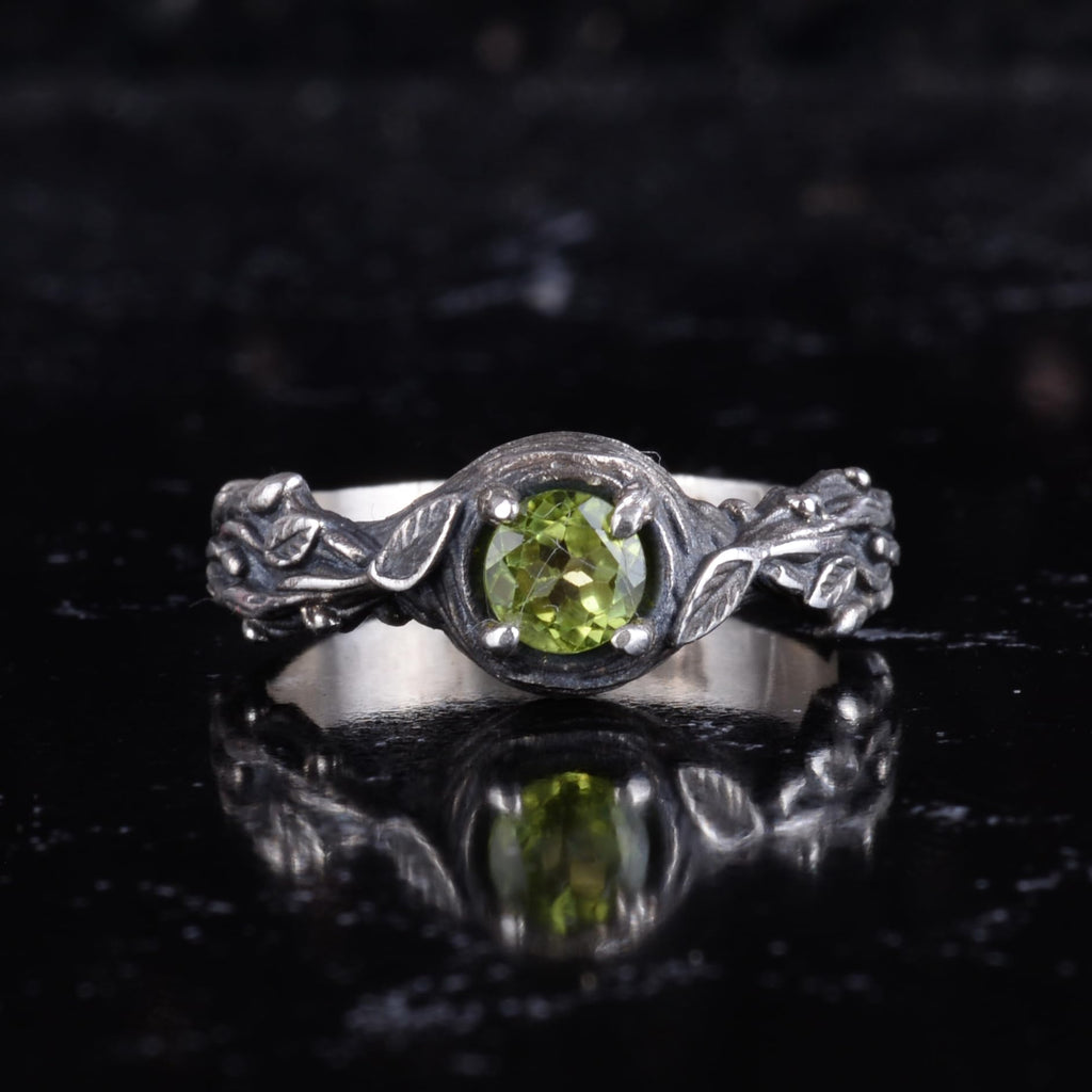 KAMBO Natural Peridot Stone Women's Ring 925 Sterling Silver Leaf Design Solitaire Ring Elegant Handmade Jewelry — 4