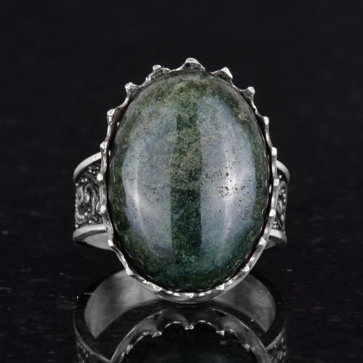 Natural Emerald Stone Ring - 925 Sterling Silver Handmade Ring — 4