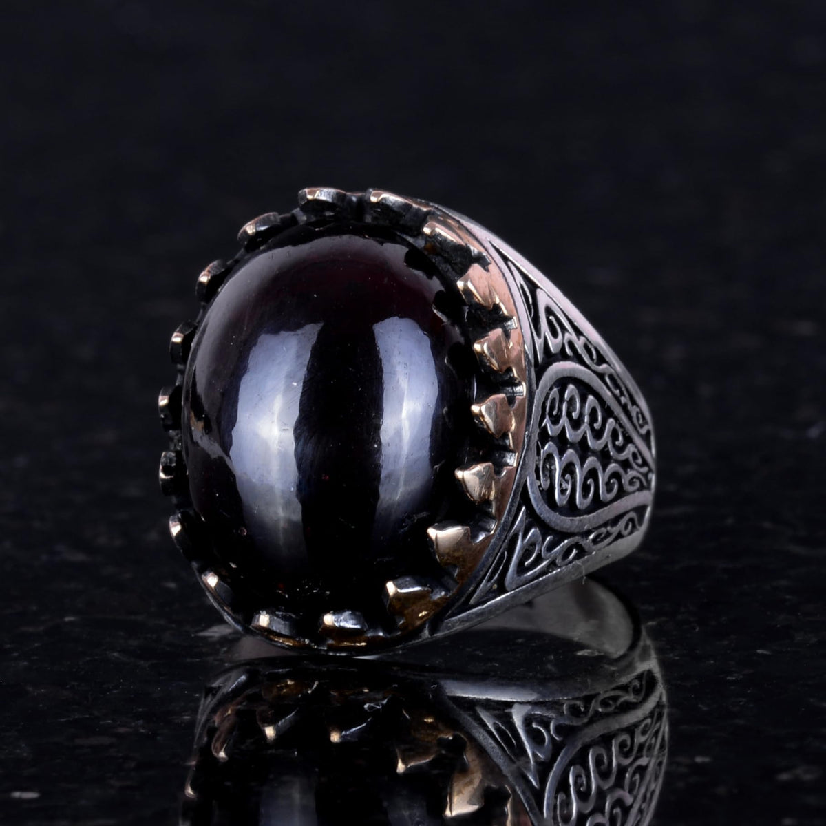 925 Sterling Silver Men's Ring - Cabochon Garnet Stone — 4