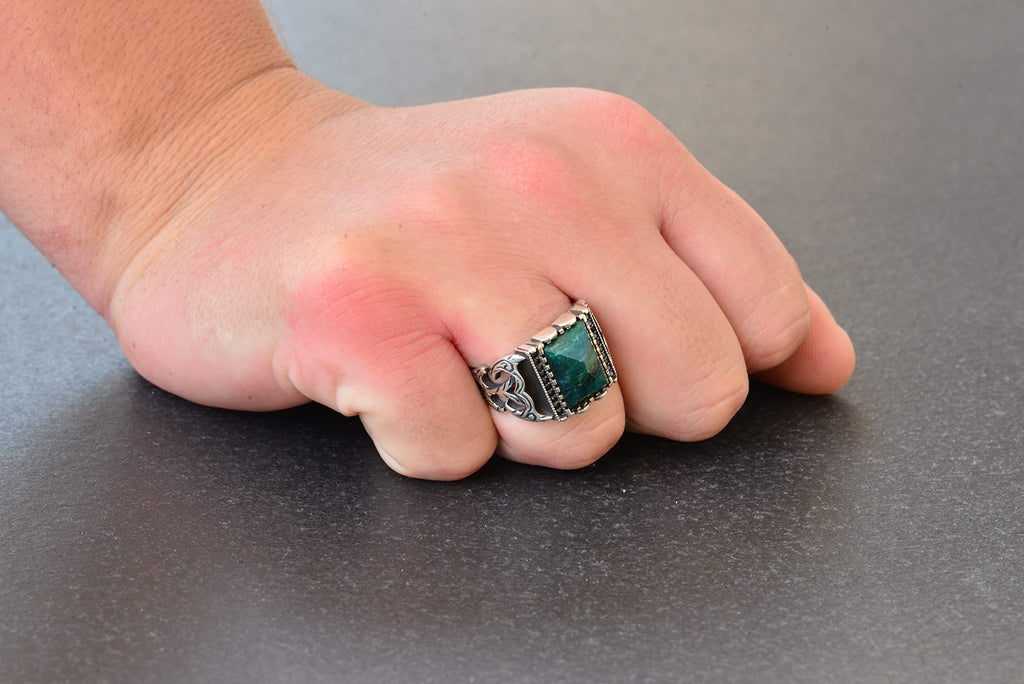 Natural Emerald Stone Silver Men's Ring — 7