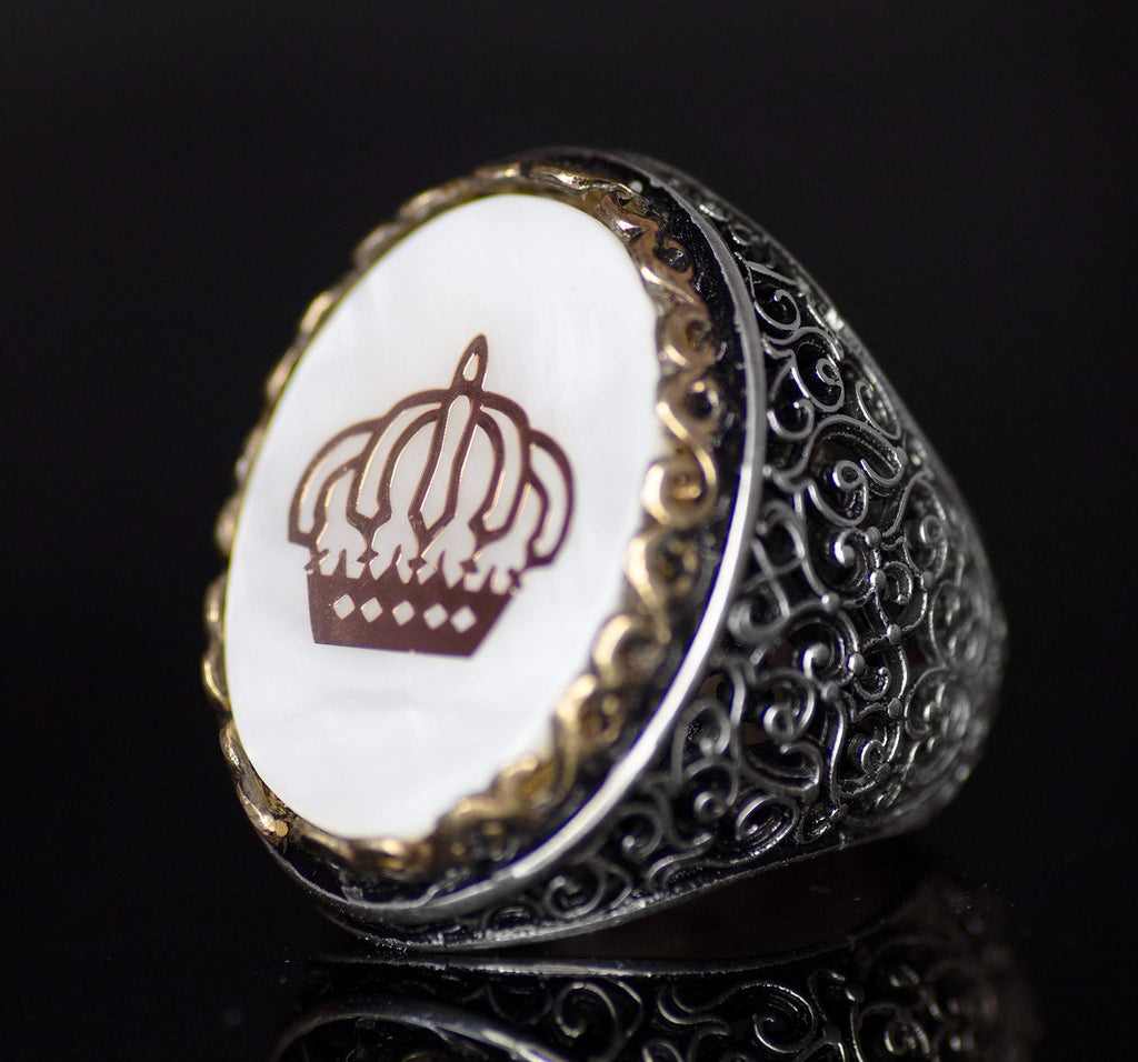 Noble and Symbolic Men's 925 Sterling Silver Ring - Crown Symbol, Adorned with Natural Stones — 2