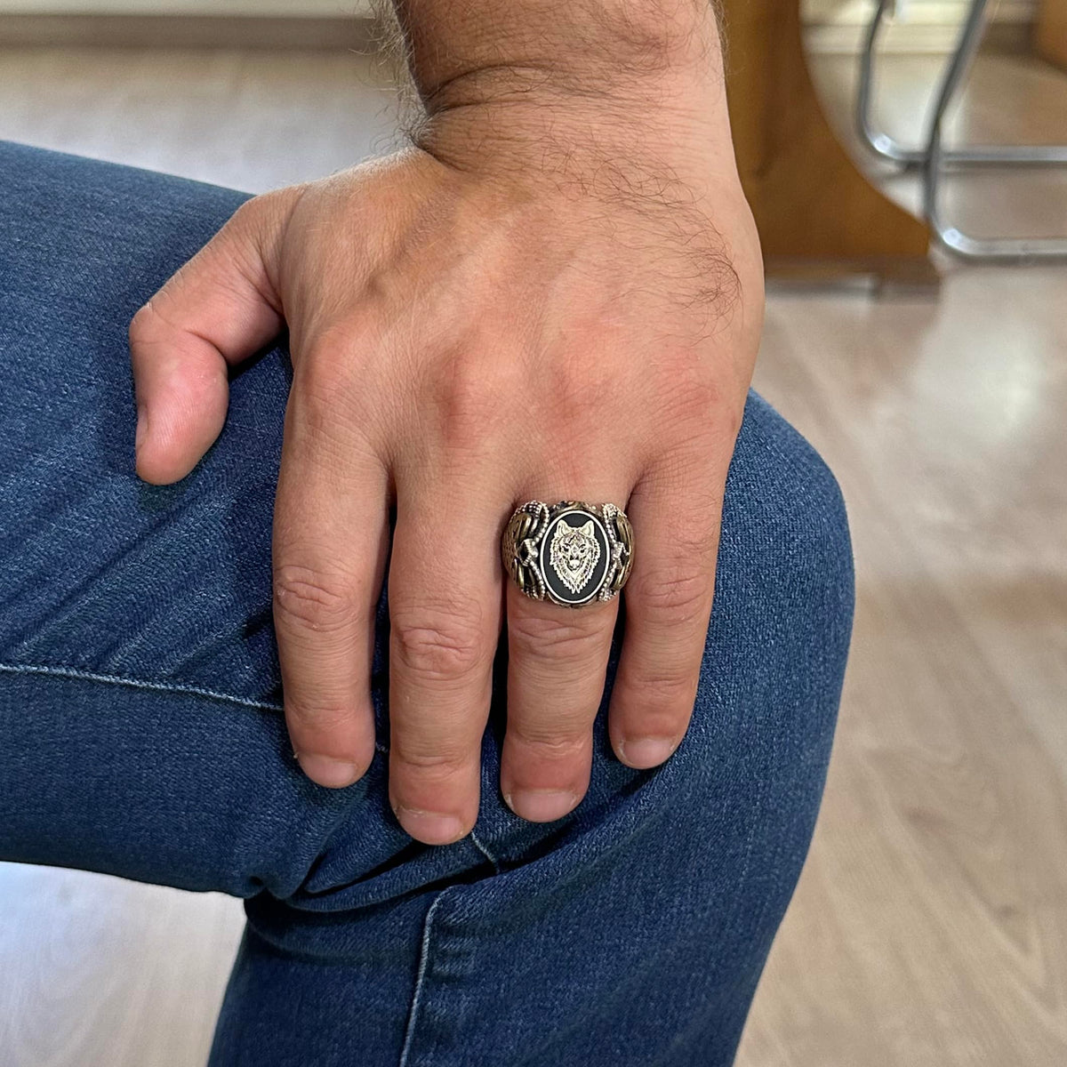 Silver Patterned Ring, Emblem - Elegant Cultural Design (Wolf Head) — 3