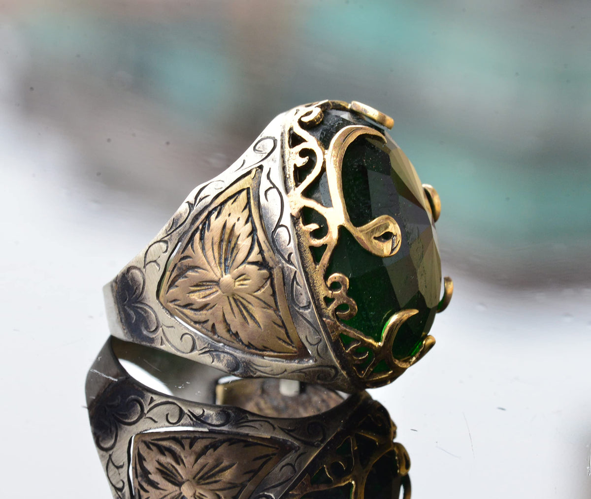 925 Sterling Silver Men's Ring, Artificial Emerald Stone, Ethnic Design — 4