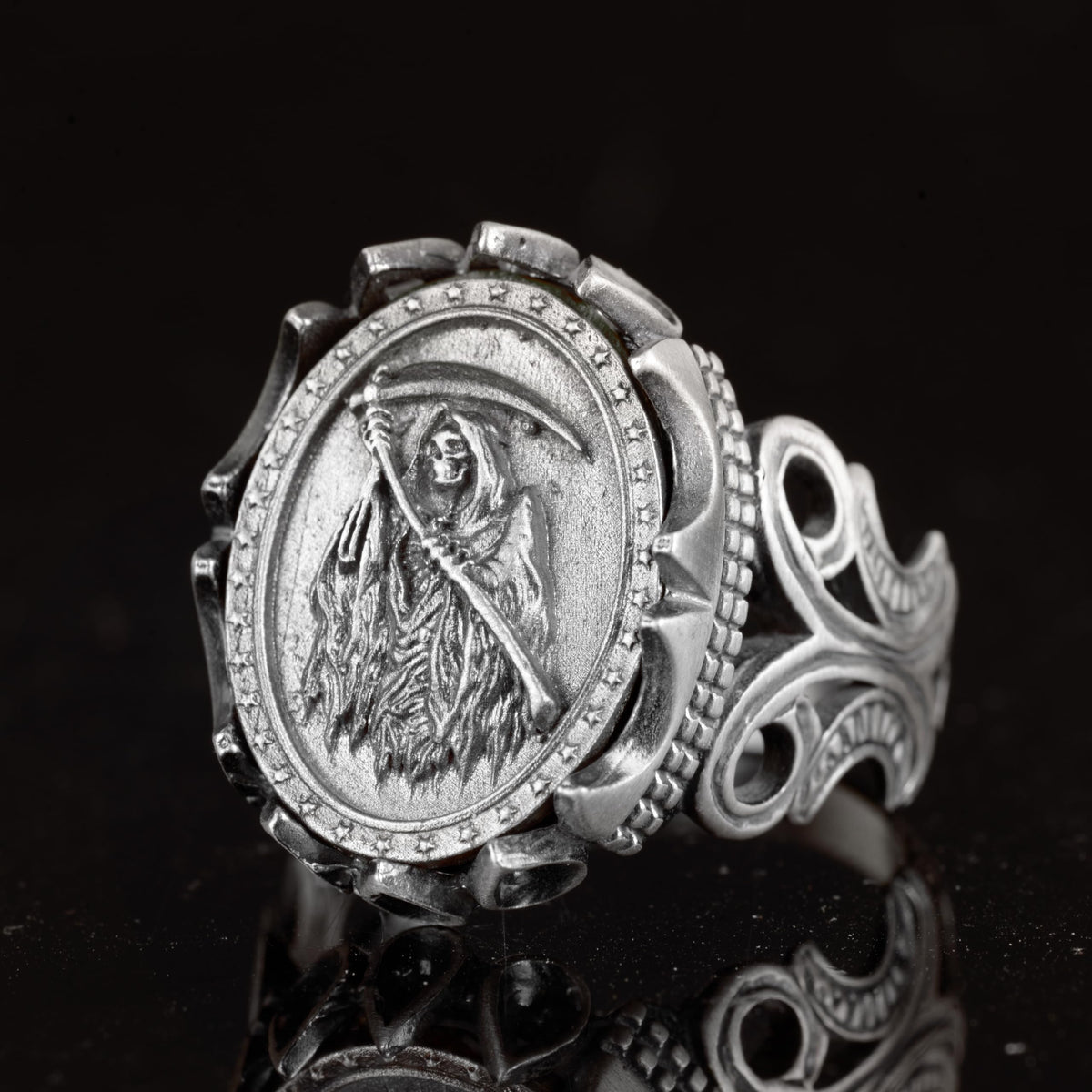 Dark Grave Digger Ring — 4