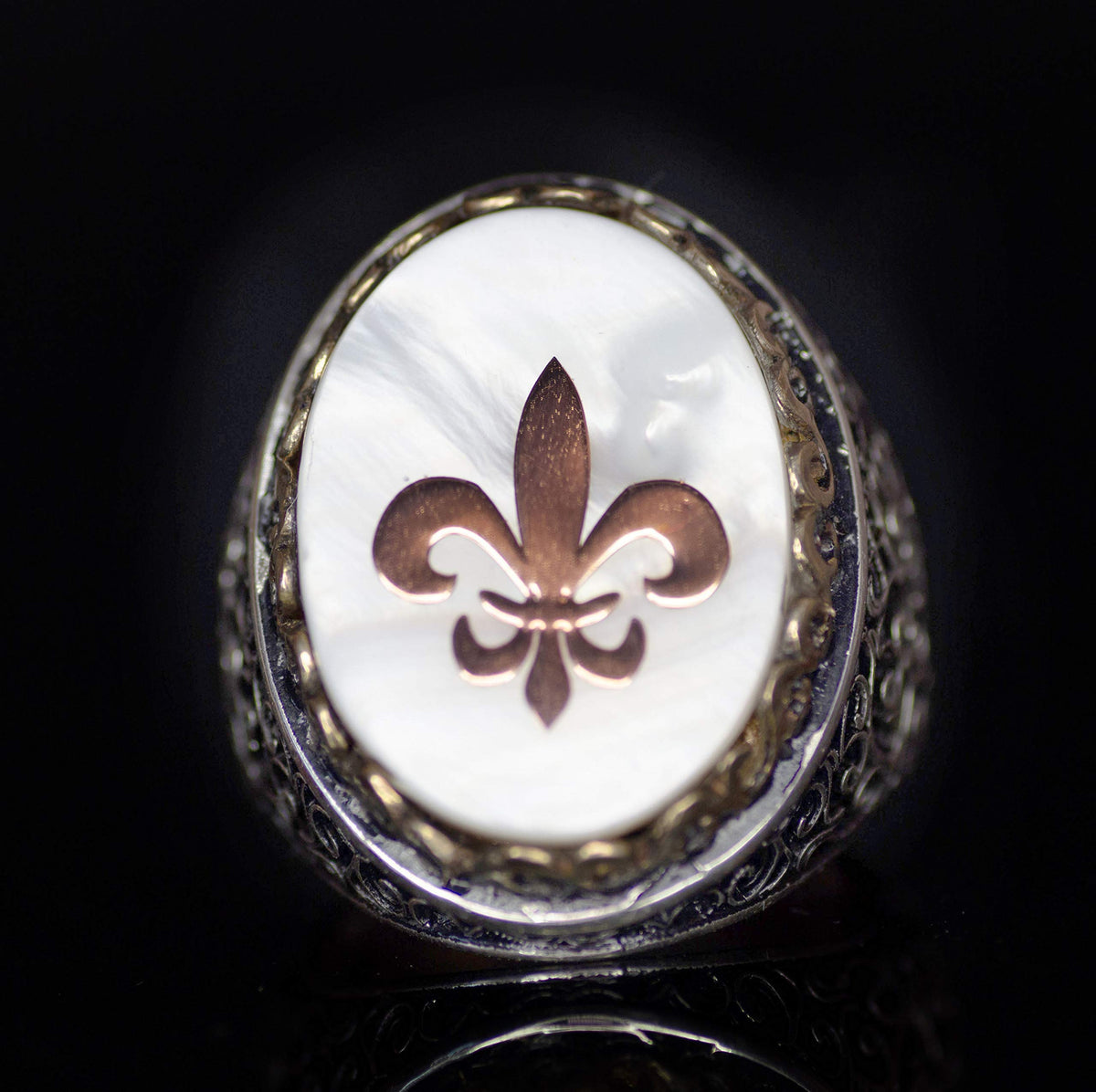 Noble and Symbolic Men's 925 Sterling Silver Ring - Lily Symbol, Adorned with Natural Stones — 2