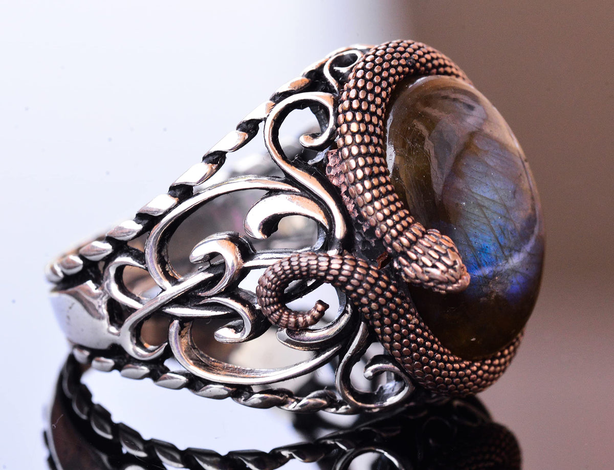 925 Sterling Silver Men's Ring - Handmade Elegance with Natural Labradorite Stone — 4