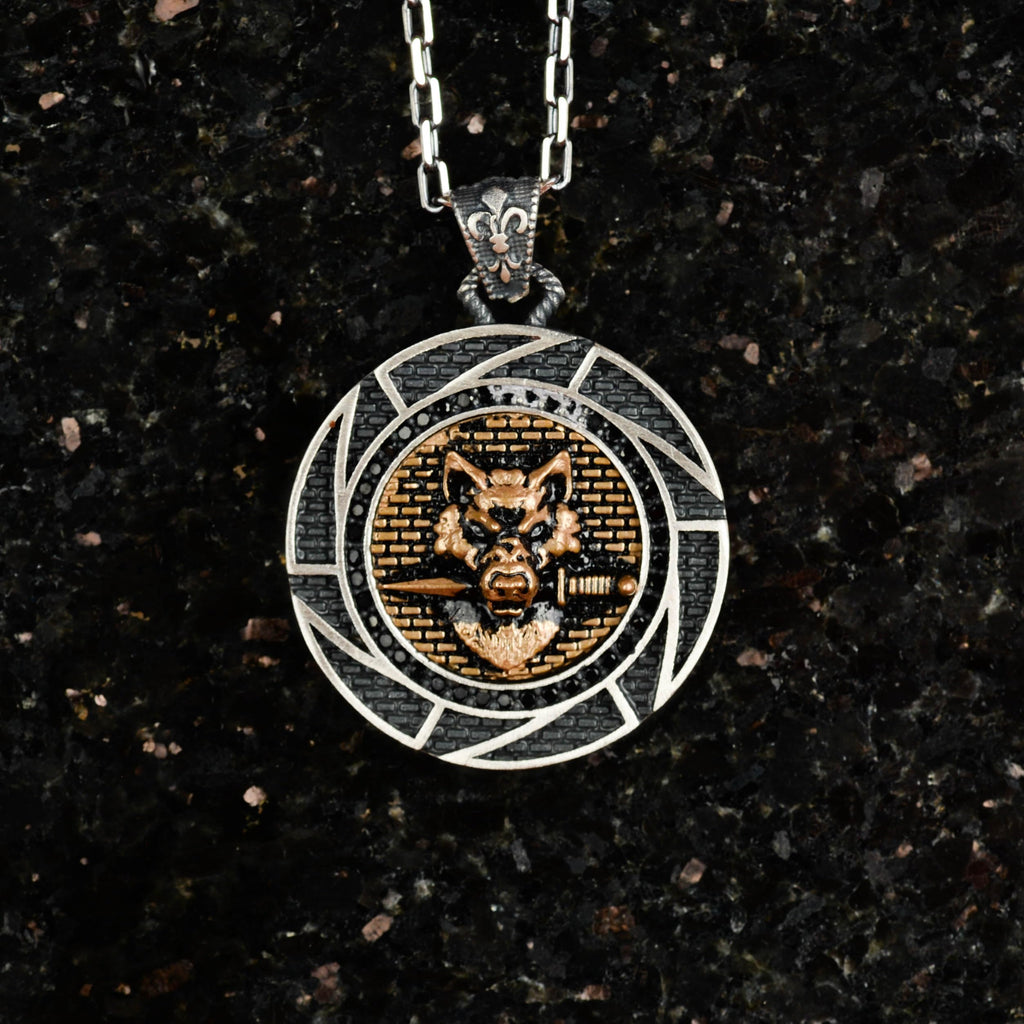 925 Sterling Silver Wolf Necklace — 2