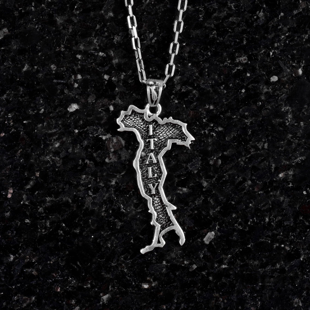KAMBO 925K Solid Silver Country Map Cable Chain Necklace (Italy) — 4