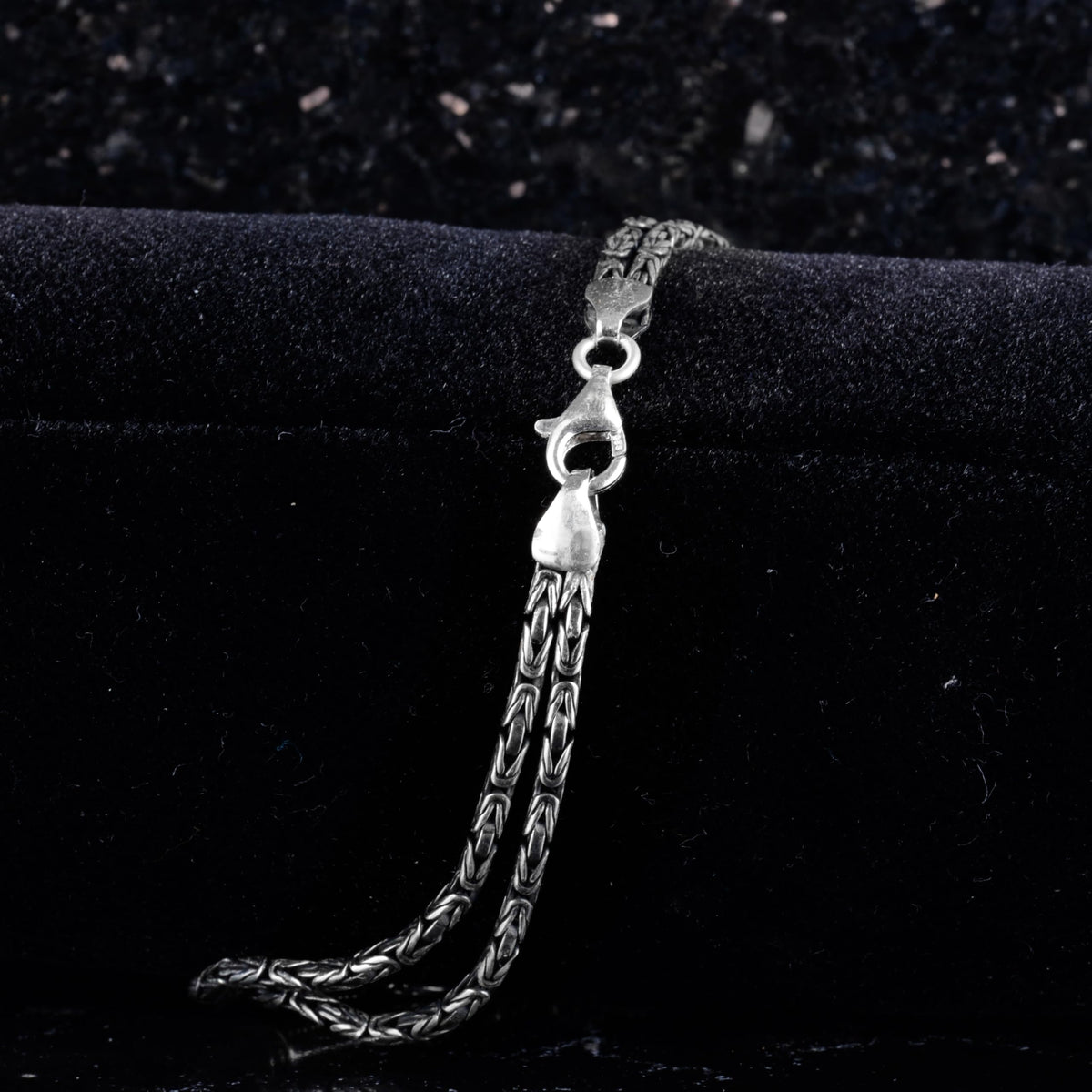 KAMBO Designed Stone Men's Bracelet – Nas Surah Arabic Calligraphy Plate and Byzantine Chain Design 925 Sterling Silver Bracelet — 4