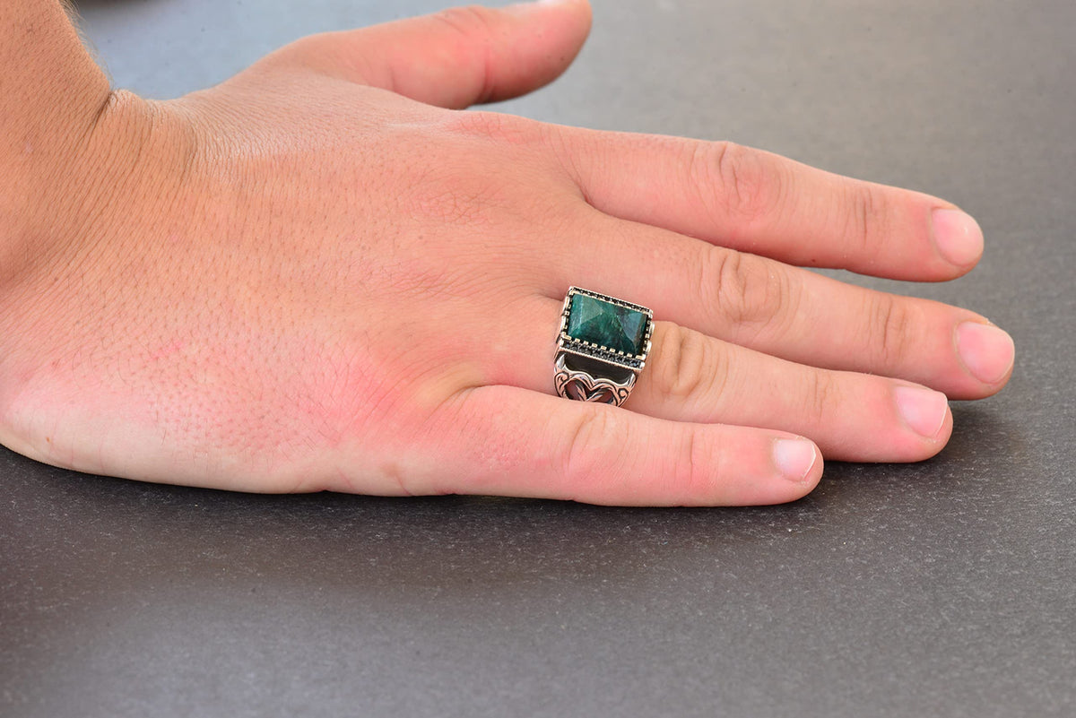 Natural Emerald Stone Silver Men's Ring — 6