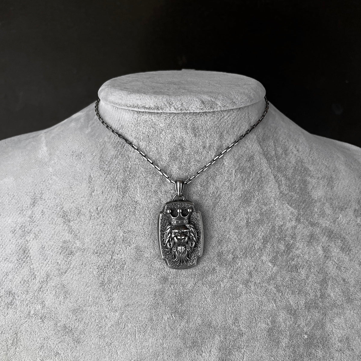 KAMBO 925 Sterling Silver Chain Men's Necklace – Crowned Lion Head Necklace – Symbol of Strength and Leadership (Silver) — 3