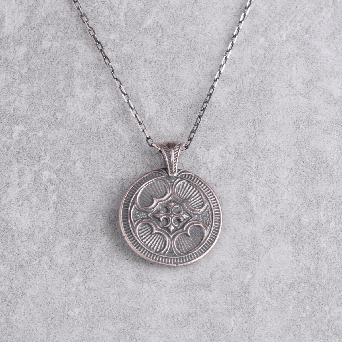 KAMBO Lion Head Medallion Necklace - 925 Sterling Silver Handmade Chain Men's Necklace - Symbol of Strength and Leadership (Silver) — 5