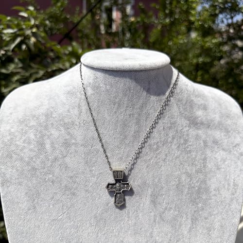925 Ayar Gümüş Gothic Cross Kolye