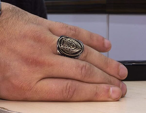 925 Ayar Gümüş Kurt Yüzüğü – Dayanıklı Tasarım, Detaylı Kurt Başı