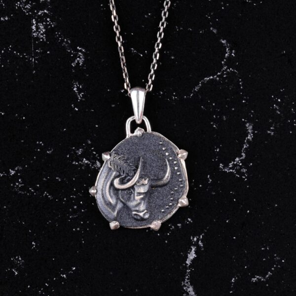 925 Ayar Gümüş Tasarım Kolye Ucu - Zodiac Sign Kolye - El İşi Kolye (Taurus)