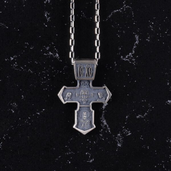 925 Ayar Gümüş Gothic Cross Kolye